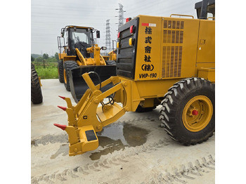 Greideris CATERPILLAR 140H