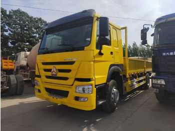 Savivartis sunkvežimis SINOTRUK HOWO 4x2 cargo truck: foto 3