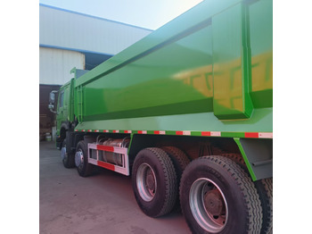 Furgonas sunkvežimis SINOTRUK HOWO 8x4: foto 4