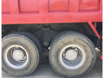 Savivartis sunkvežimis SINOTRUK HOWO