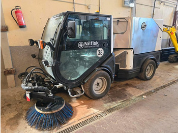 Nilfisk City Ranger 3500 Kehrmaschine Straßenkehrmaschine mit Schmidt Bediendisplay Hako Kehreinheit lizingą Nilfisk City Ranger 3500 Kehrmaschine Straßenkehrmaschine mit Schmidt Bediendisplay Hako Kehreinheit: foto 1