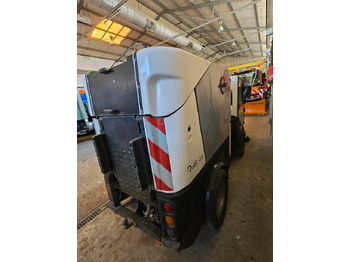 Nilfisk City Ranger 3500 Kehrmaschine Straßenkehrmaschine mit Schmidt Bediendisplay Hako Kehreinheit lizingą Nilfisk City Ranger 3500 Kehrmaschine Straßenkehrmaschine mit Schmidt Bediendisplay Hako Kehreinheit: foto 5