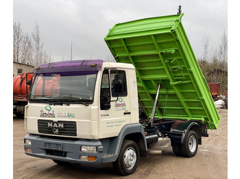 Savivartis sunkvežimis MAN