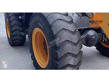 Nauja Ratinis krautuvas maxus Bobcat Loader 4x4: foto 4