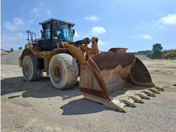 Ratinis krautuvas CATERPILLAR 972K