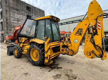 Ekskavatorius-krautuvas JCB 3CX: foto 2