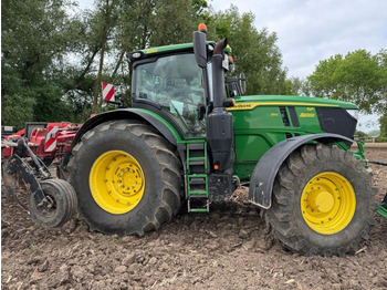 Traktorius JOHN DEERE 6R 250
