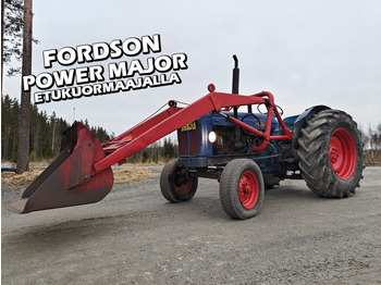 Traktorius FORDSON
