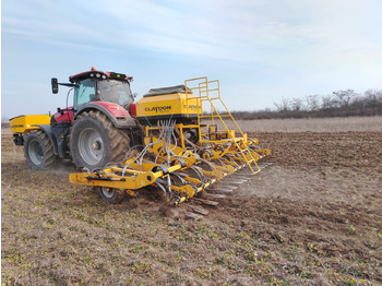 Traktorius CASE IH Optum 270
