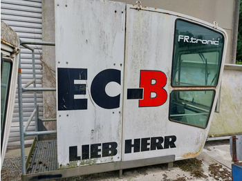 Bokštinis kranas LIEBHERR