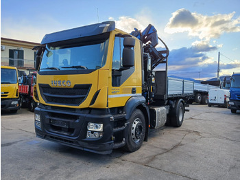 Sunkvežimis su kranu IVECO Stralis
