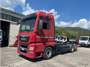Platforminis/ Bortinis sunkvežimis MAN TGX 26.440