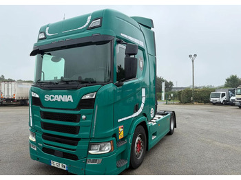 Vilkikas SCANIA R 450