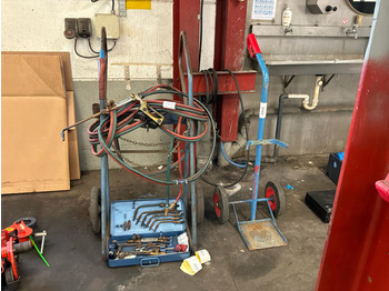 Metalo apdirbimo staklės