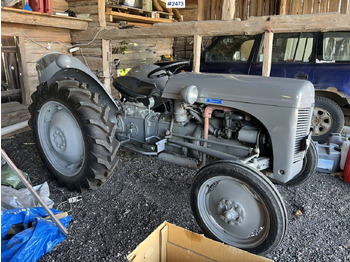 Tractor, Ferguson TED 20 lizingą Tractor, Ferguson TED 20: foto 1