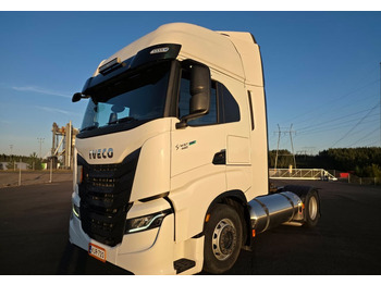 Vilkikas IVECO
