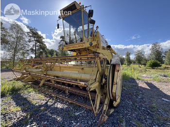 Derliaus nuėmimo kombainas NEW HOLLAND