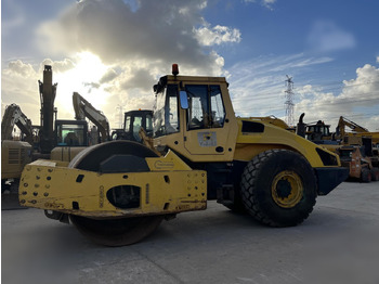 Volas BOMAG