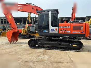 Vikšrinis ekskavatorius HITACHI ZX200