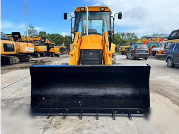 Ekskavatorius-krautuvas JCB 3CX: foto 3