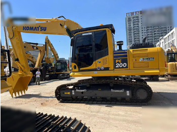 Vikšrinis ekskavatorius KOMATSU PC200-8