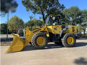 Ratinis krautuvas KOMATSU WA320-5