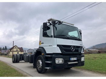 Važiuoklės sunkvežimis MERCEDES-BENZ Axor 1829