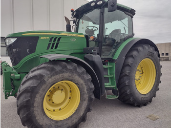 Traktorius JOHN DEERE 6210R