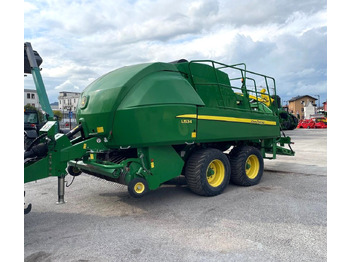 Stačiakampių ryšulių presas JOHN DEERE