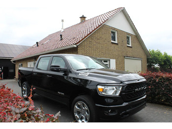 Lengvasis automobilis DODGE