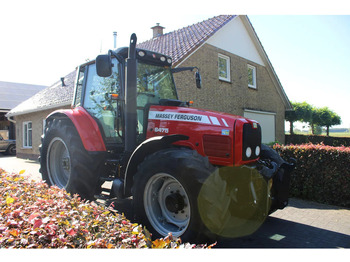 Traktorius MASSEY FERGUSON 6475