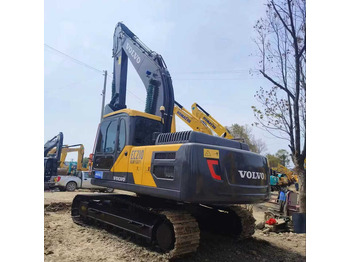 Ekskavatorius VOLVO EC210