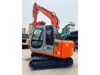 Vikšrinis ekskavatorius KOMATSU PC60