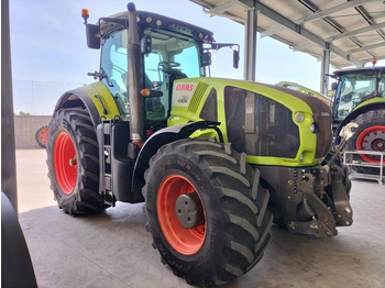 Traktorius CLAAS Axion 950