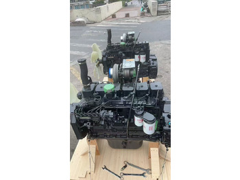 Variklis KOMATSU