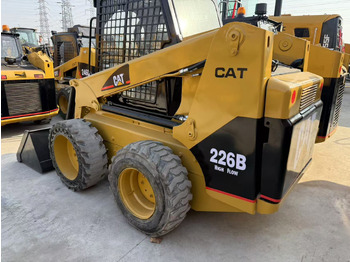 Statybinė technika CATERPILLAR 226
