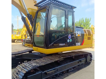 Vikšrinis ekskavatorius CATERPILLAR 320D