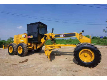 Greideris CATERPILLAR 140K