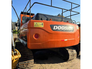 Vikšrinis ekskavatorius DOOSAN DX300