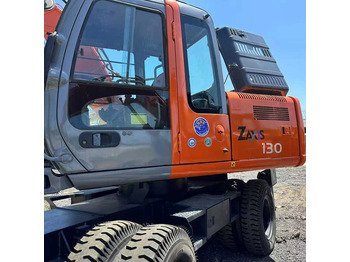 Ekskavatorius HITACHI ZX130W