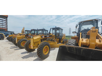 Greideris CATERPILLAR 140M