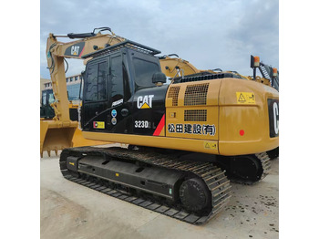 Vikšrinis ekskavatorius CATERPILLAR 323D
