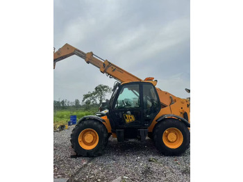 Teleskopinis krautuvas JCB 535: foto 3