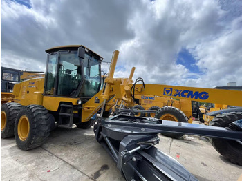 Greideris XCMG GR1803