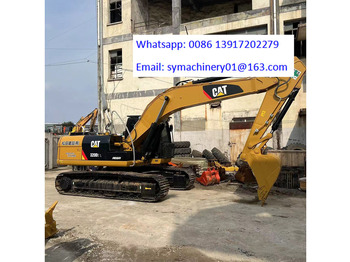 Vikšrinis ekskavatorius CATERPILLAR 320D2