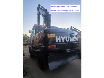 Ratinis ekskavatorius HYUNDAI R210