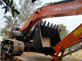 Vikšrinis ekskavatorius HITACHI ZX220