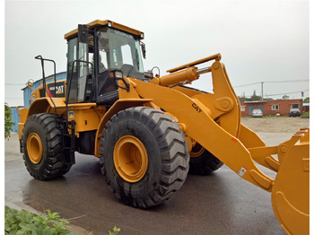 Ratinis krautuvas CATERPILLAR 980F