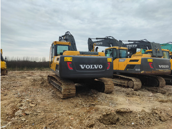 Vikšrinis ekskavatorius VOLVO EC220D: foto 5