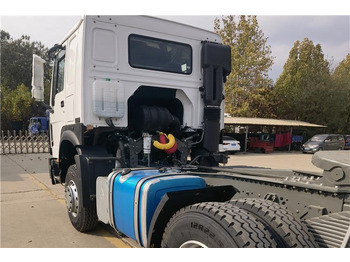 Vilkikas SINOTRUK Used Howo 380HP Truck Tractor for Sale In Senegal: foto 4